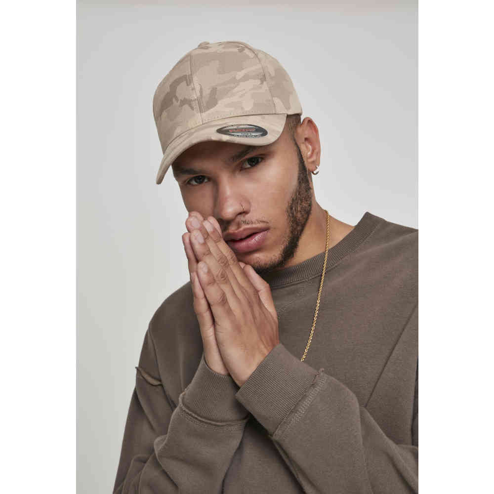 Urban Classics - Light Flexfit pet - Beige